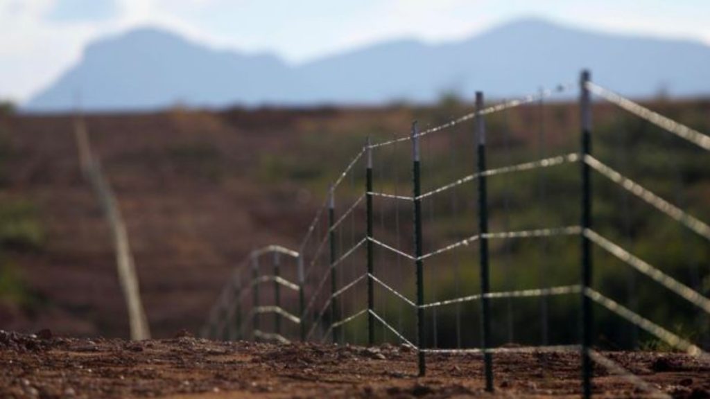 Alambre de púas galvanizado - DIPAC